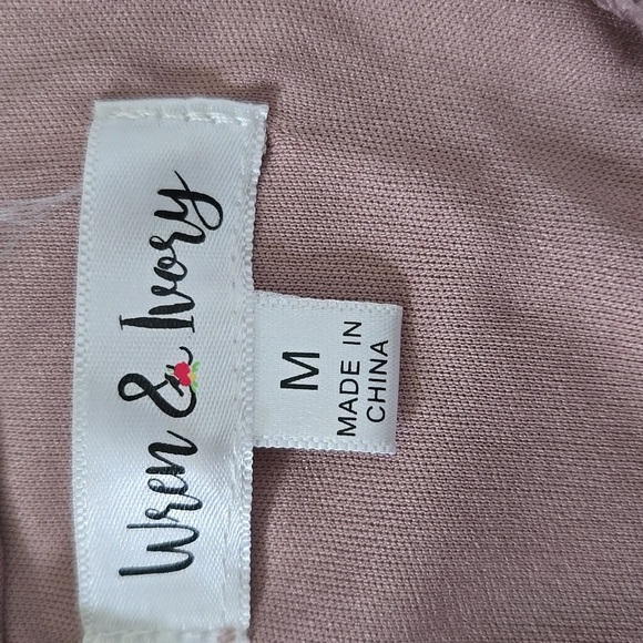 Wren & Ivory Mauve Lace Dress Size Medium - Picture 9 of 11